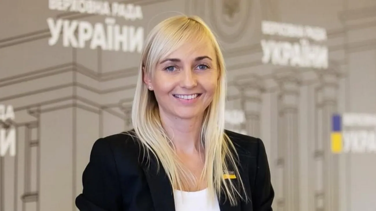Устінова Олександра